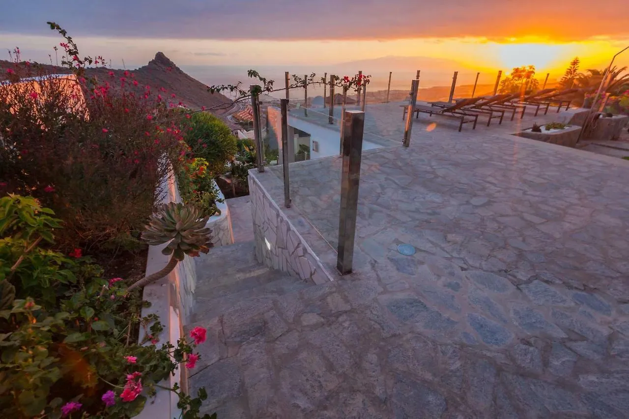 Villa Sara in Costa Adeje  Costa Adeje (Tenerife)